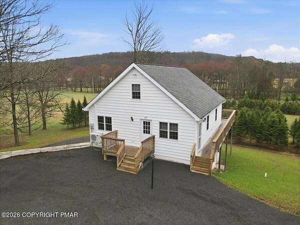 7.3 Acres of Improved Mixed-Use Land for Lease in Stroudsburg, Pennsylvania