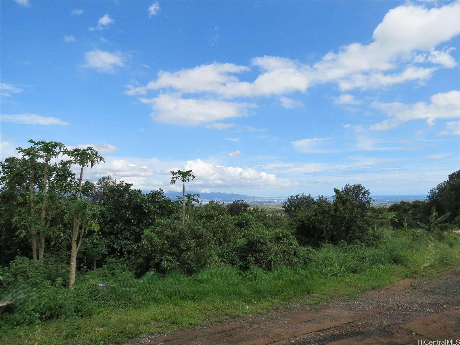 Land for Sale in Waipahu, Hawaii
