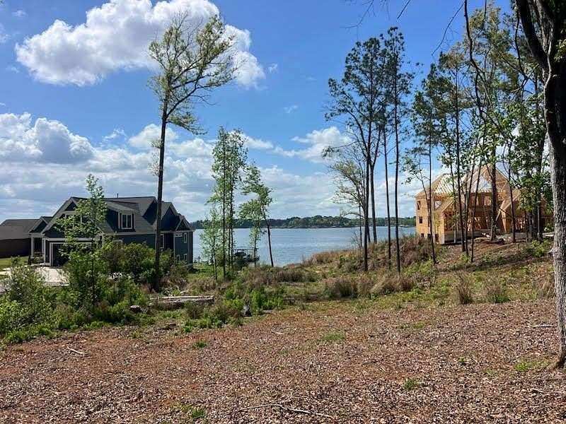 1 Acre of Residential Land for Sale in Cross Hill, South Carolina