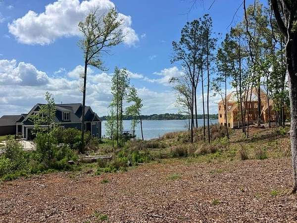 1 Acre of Residential Land for Sale in Cross Hill, South Carolina