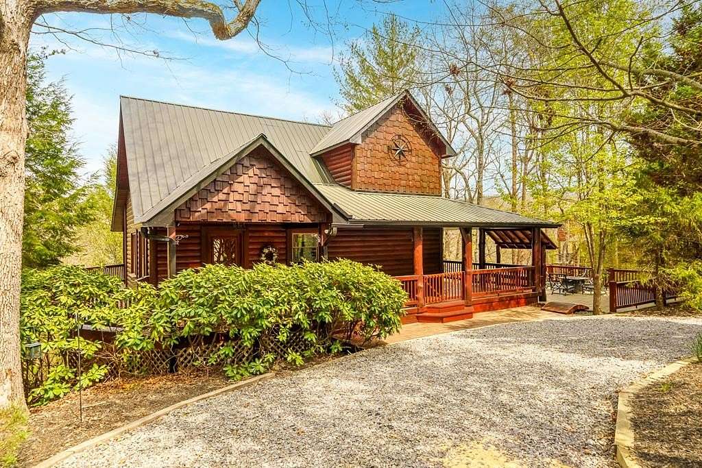 1.68 Acres of Land with Home for Sale in Blue Ridge, Georgia
