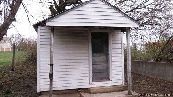 10 Acres of Land with Home for Sale in Eldon, Missouri