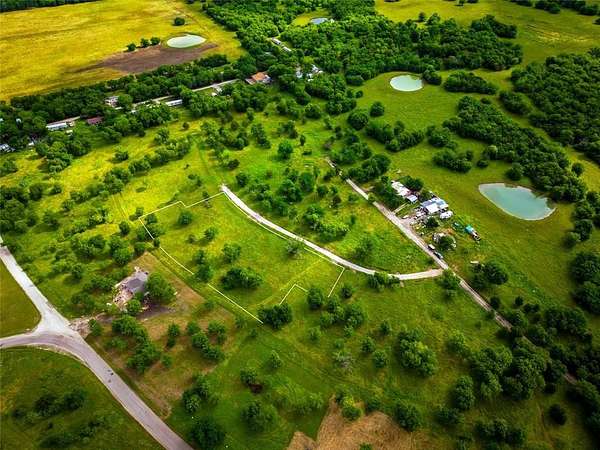 0.88 Acres of Residential Land for Sale in Lone Oak, Texas