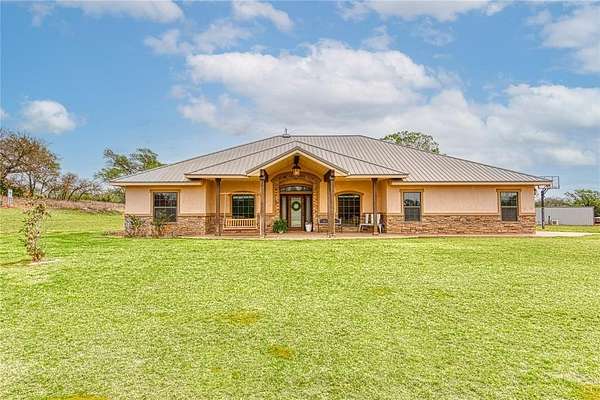 4.6 Acres of Land with Home for Sale in Elk City, Oklahoma