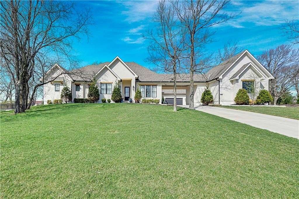 2 Acres of Land with Home for Sale in Stilwell, Kansas