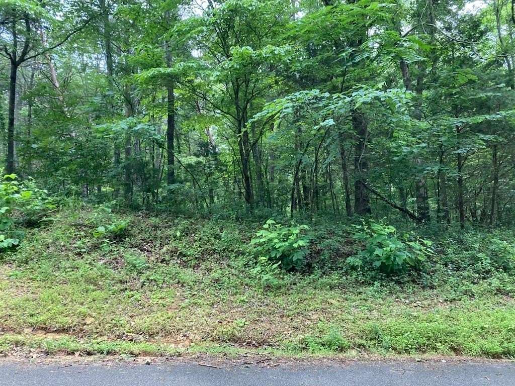 1.24 Acres of Land for Sale in Cookeville, Tennessee