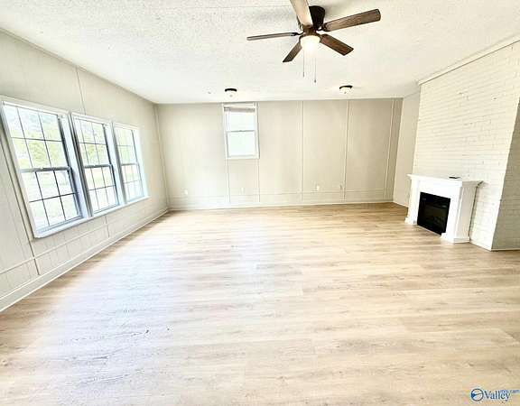 5 Acres of Land with Home for Sale in Boaz, Alabama