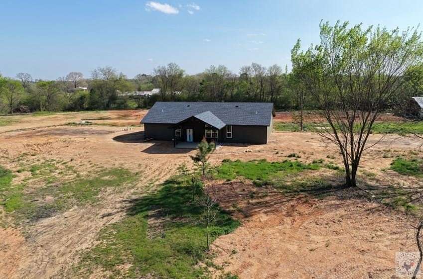 17 Acres of Land with Home for Sale in Horatio, Arkansas