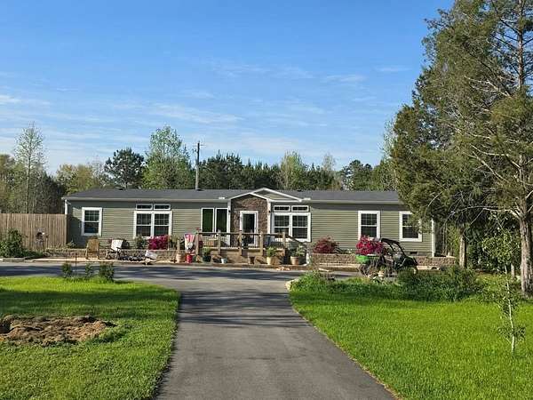 23.4 Acres of Land with Home for Sale in Georgetown, Georgia