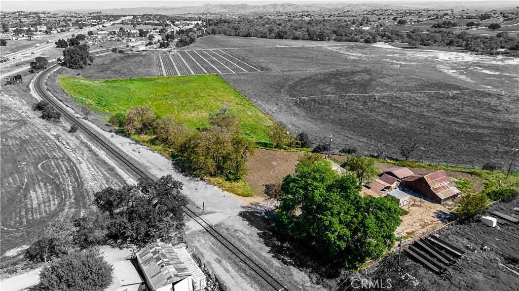 7.23 Acres of Land with Home for Sale in Paso Robles, California