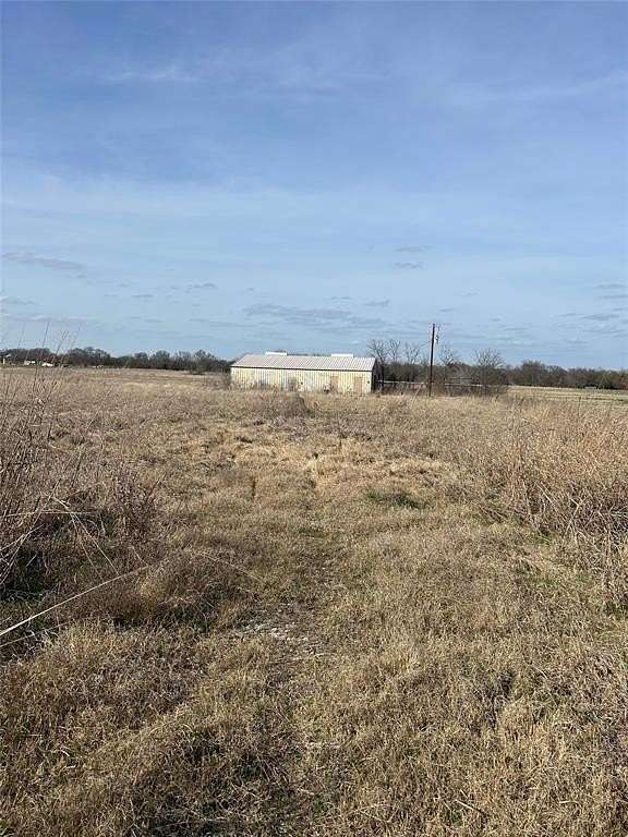 10 Acres of Recreational & Residential Land for Sale in Lone Oak, Texas