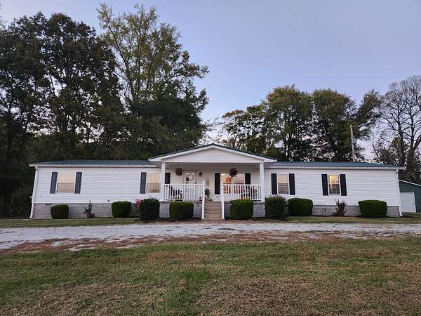 4 Acres of Land with Home for Sale in Waverly, Tennessee