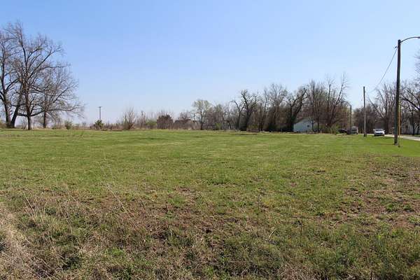 0.87 Acres of Residential Land for Sale in Bellflower, Missouri