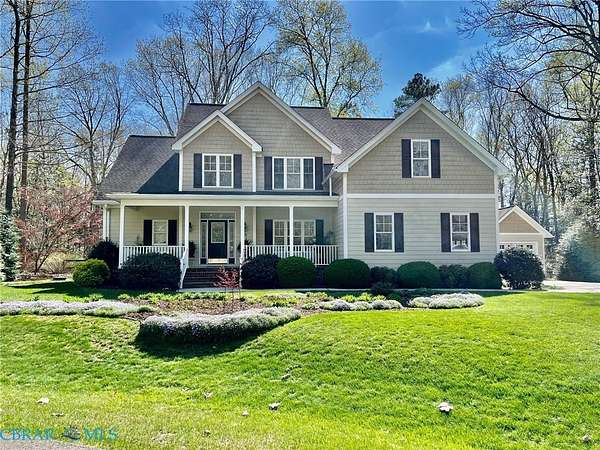 1.65 Acres of Land with Home for Sale in Hartfield, Virginia
