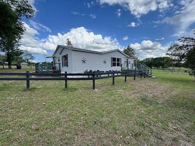 3.58 Acres of Land with Home for Sale in Williston, Florida