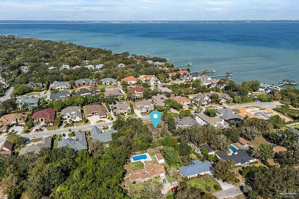 0.37 Acres of Residential Land for Sale in Gulf Breeze, Florida