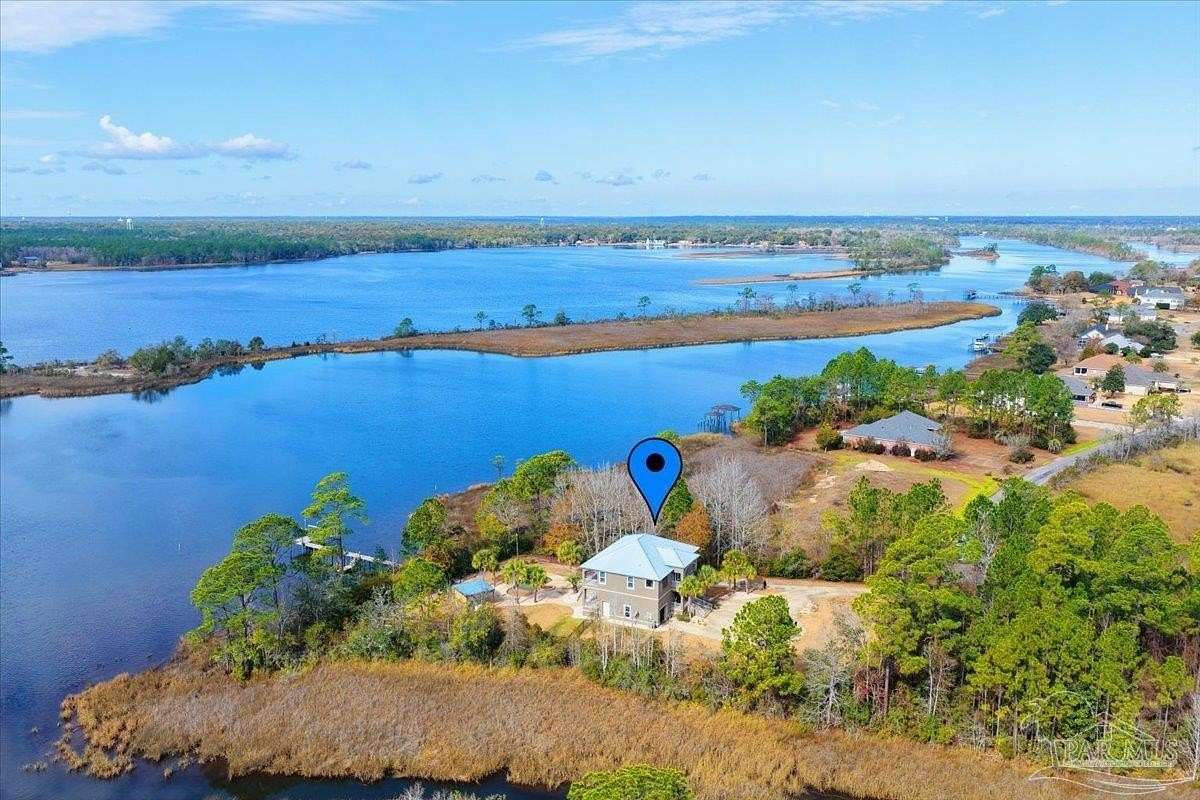 2 Acres of Land with Home for Sale in Milton, Florida