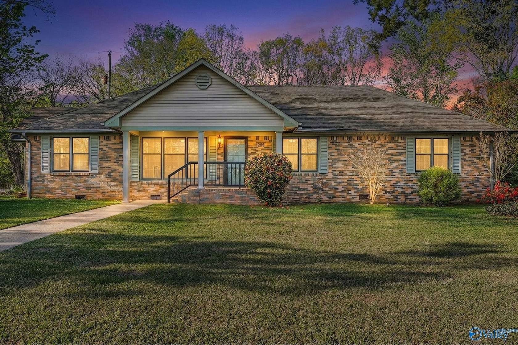 4 Acres of Land with Home for Sale in Hartselle, Alabama