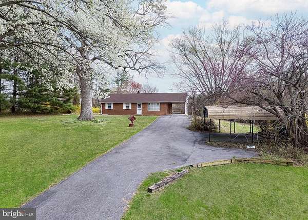 4 Acres of Land with Home for Sale in Columbia, Maryland