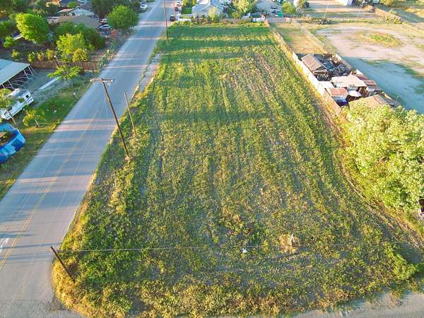 0.75 Acres of Residential Land for Sale in Corcoran, California