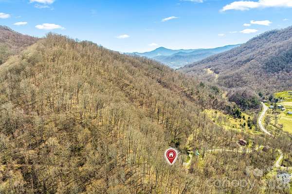 0.93 Acres of Residential Land for Sale in Waynesville, North Carolina