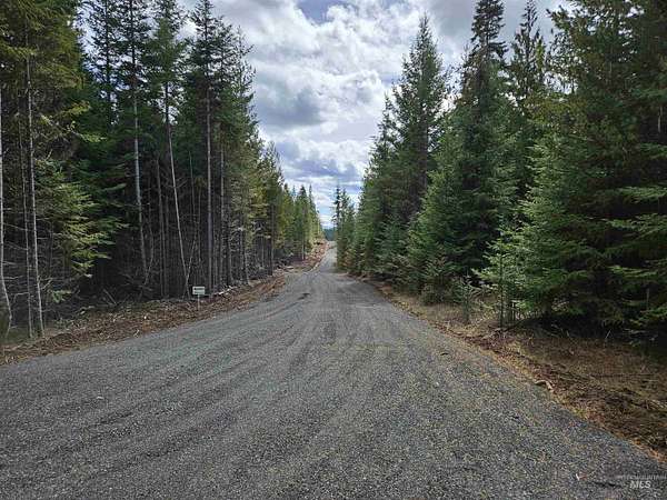 5 Acres of Residential Land for Sale in Weippe, Idaho
