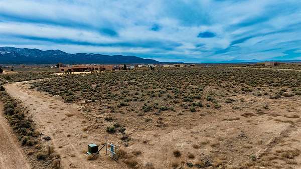 1.24 Acres of Residential Land for Sale in Ranchos de Taos, New Mexico