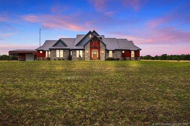 123 Acres of Agricultural Land with Home for Sale in Calera, Oklahoma