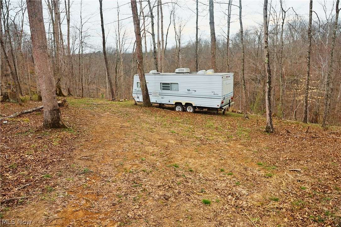 11 Acres of Recreational Land for Sale in Coolville, Ohio