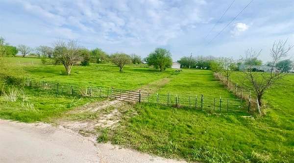 2 Acres of Land for Sale in Rhome, Texas