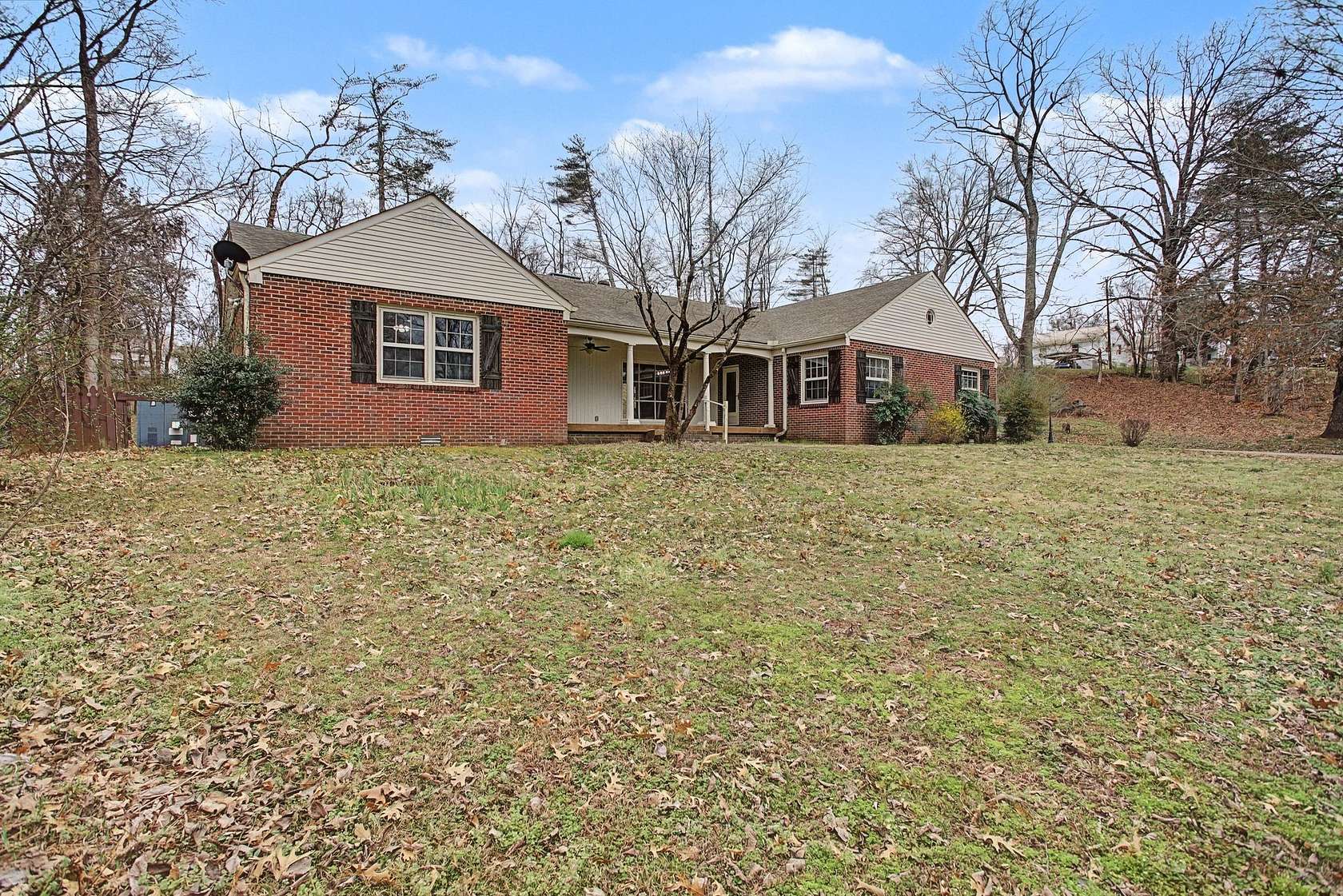 2 Acres of Land with Home for Sale in Centerville, Tennessee