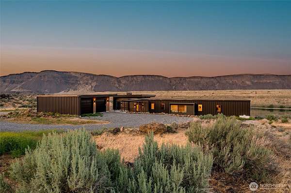 2 Acres of Land with Home for Sale in Malaga, Washington