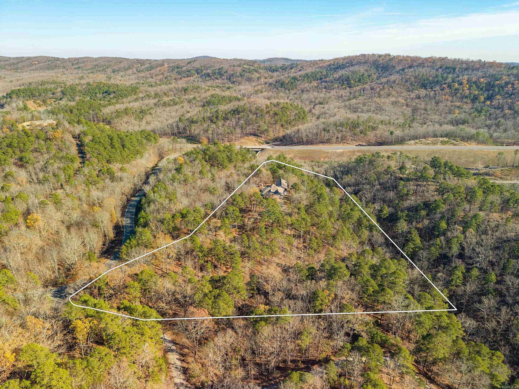 8.89 Acres of Land with Home for Sale in Hot Springs, Arkansas