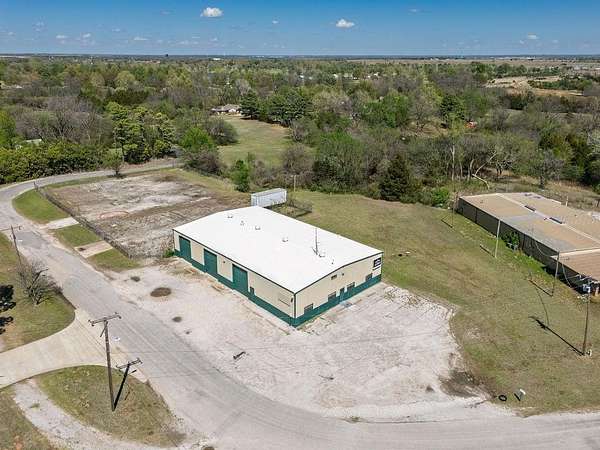 2.36 Acres of Improved Mixed-Use Land for Sale in Shawnee, Oklahoma