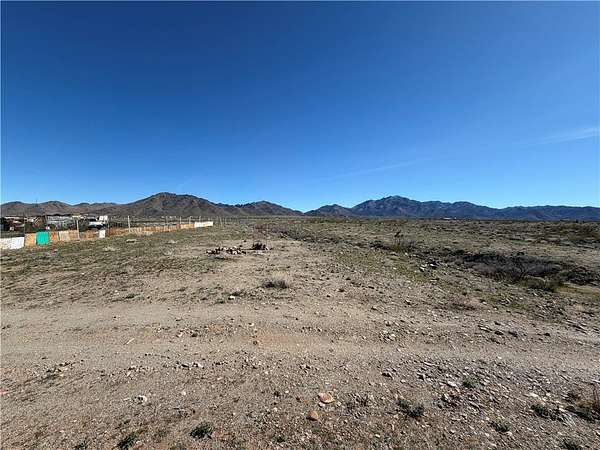 1.25 Acres of Residential Land for Sale in Dolan Springs, Arizona