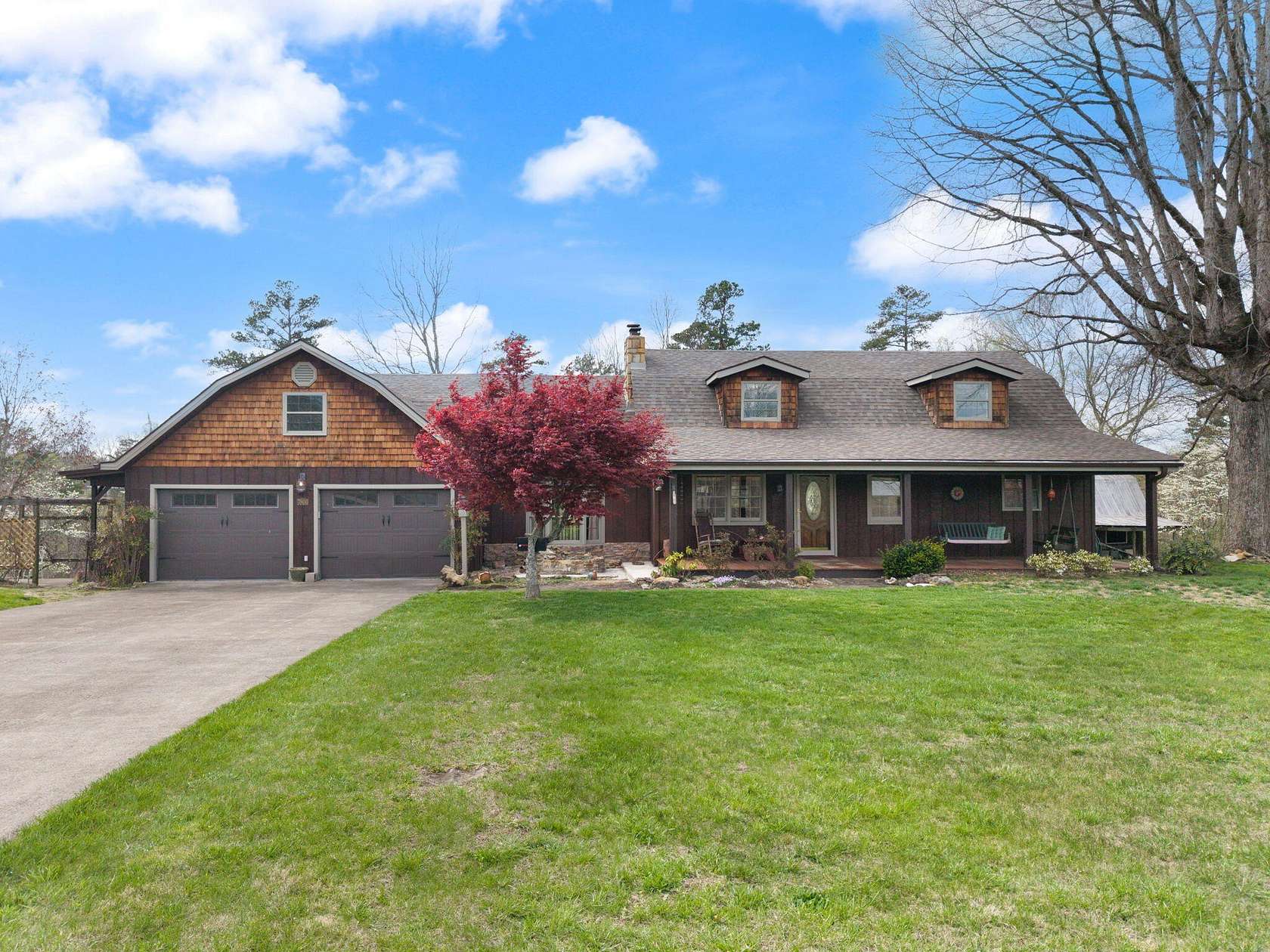 28 Acres of Recreational Land with Home for Sale in Somerset, Kentucky