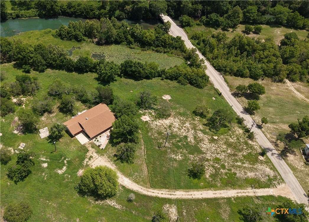 3.9 Acres of Land with Home for Sale in Martindale, Texas