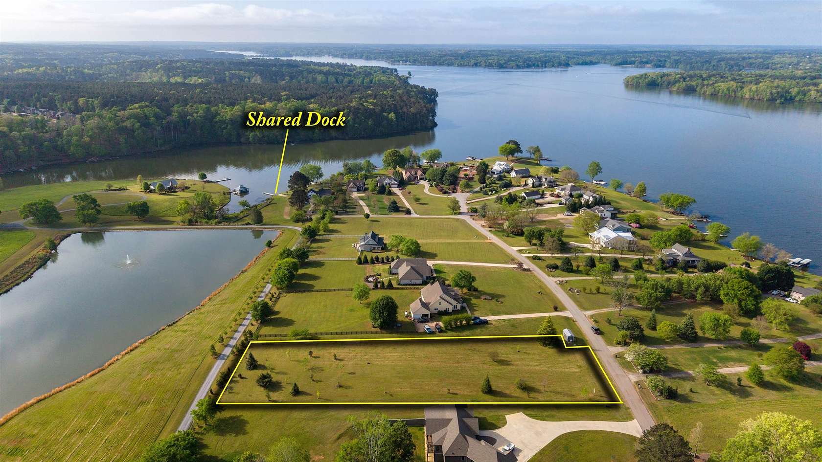 1.5 Acres of Residential Land for Sale in Greensboro, Georgia