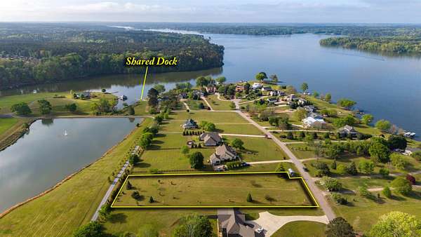 1.5 Acres of Residential Land for Sale in Greensboro, Georgia