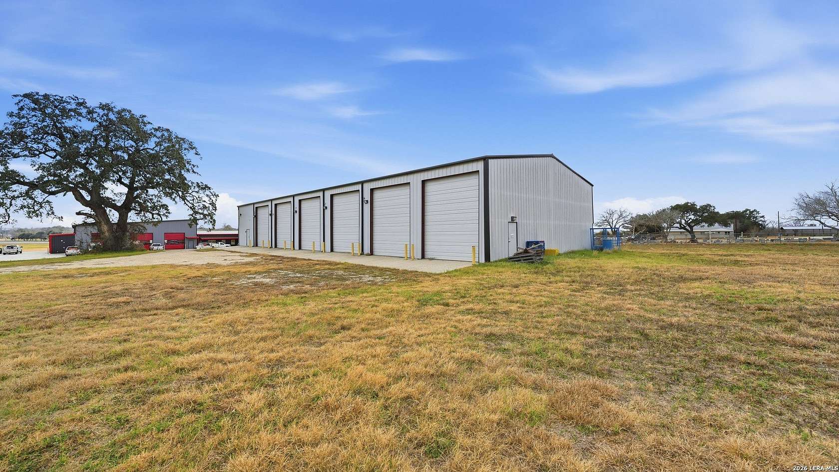 3 Acres of Improved Commercial Land for Sale in Stockdale, Texas