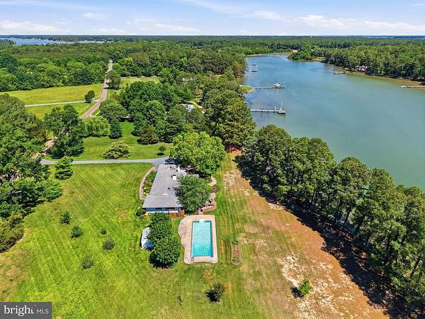 3.1 Acres of Land with Home for Sale in St. Michaels, Maryland