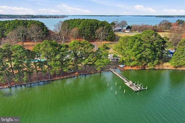 3.1 Acres of Land with Home for Sale in St. Michaels, Maryland