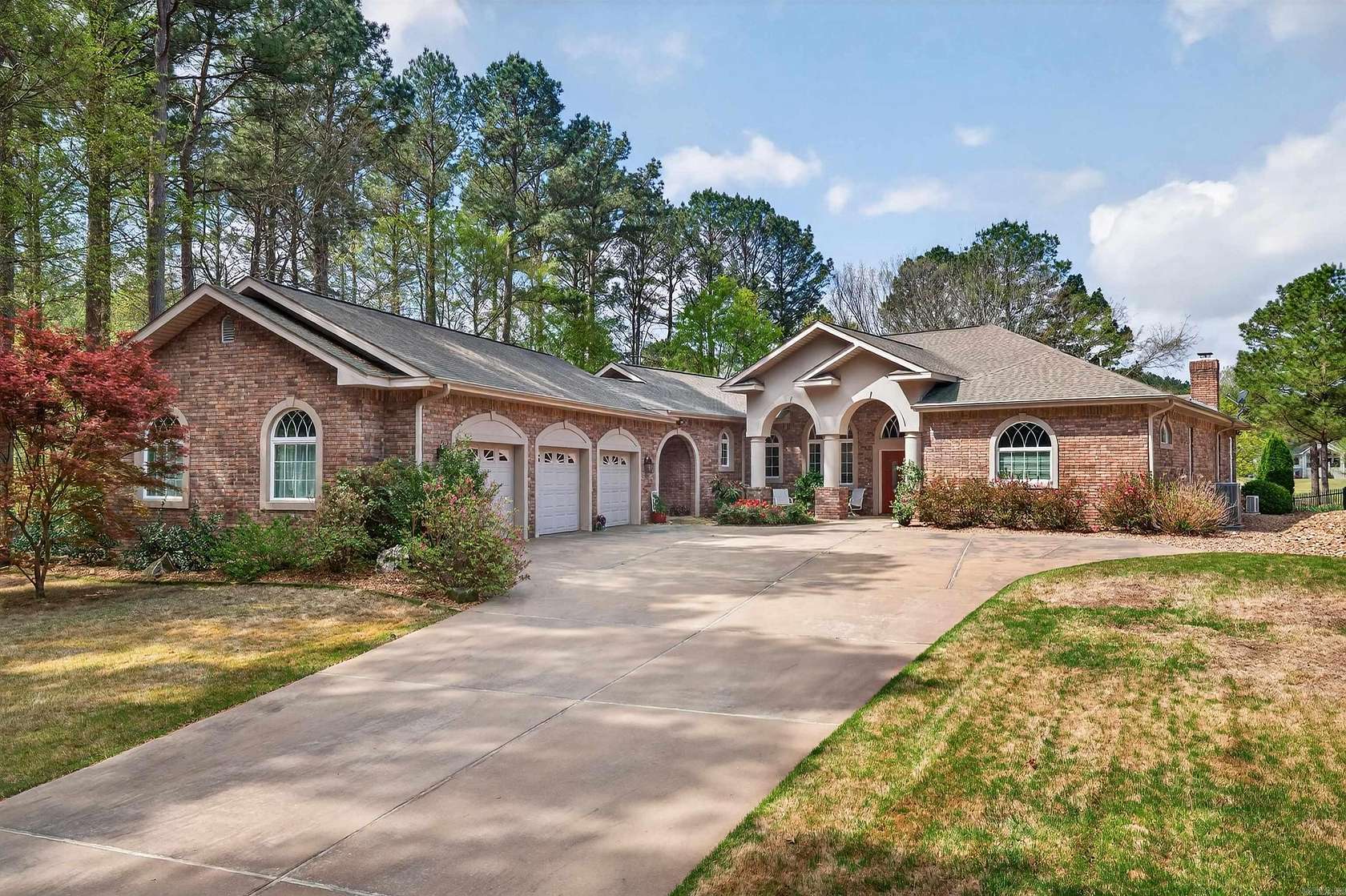 66 Acres of Recreational Land with Home for Sale in Hot Springs Village, Arkansas