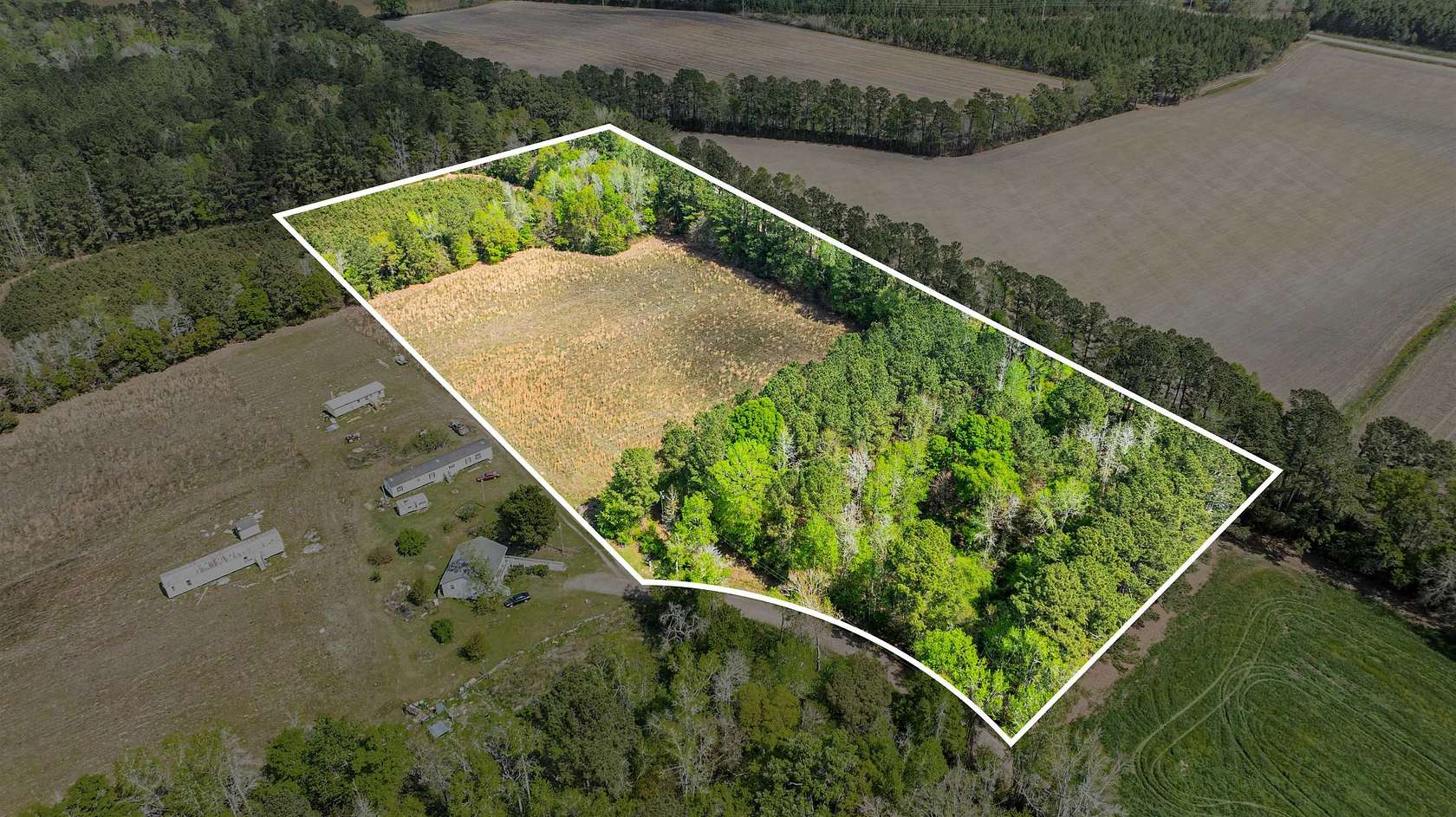 6.5 Acres of Residential Land for Sale in Hemingway, South Carolina