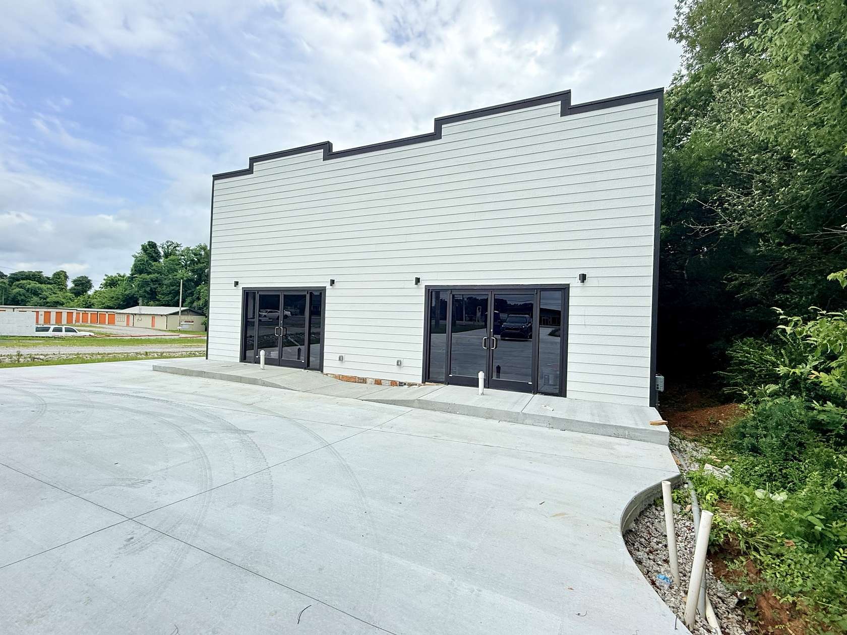 0.34 Acres of Commercial Land for Sale in Winchester, Tennessee