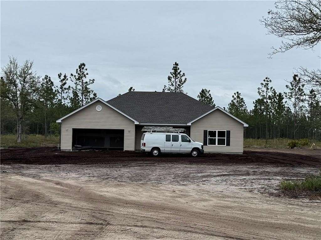 10.6 Acres of Land with Home for Sale in Waynesville, Georgia