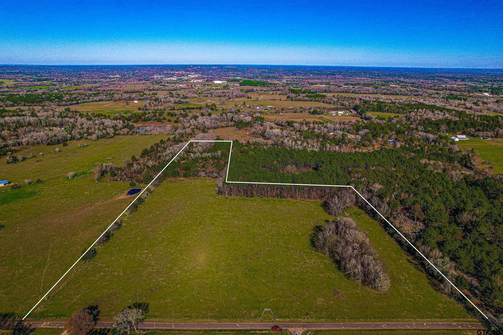 18 Acres of Land for Sale in Jacksonville, Texas