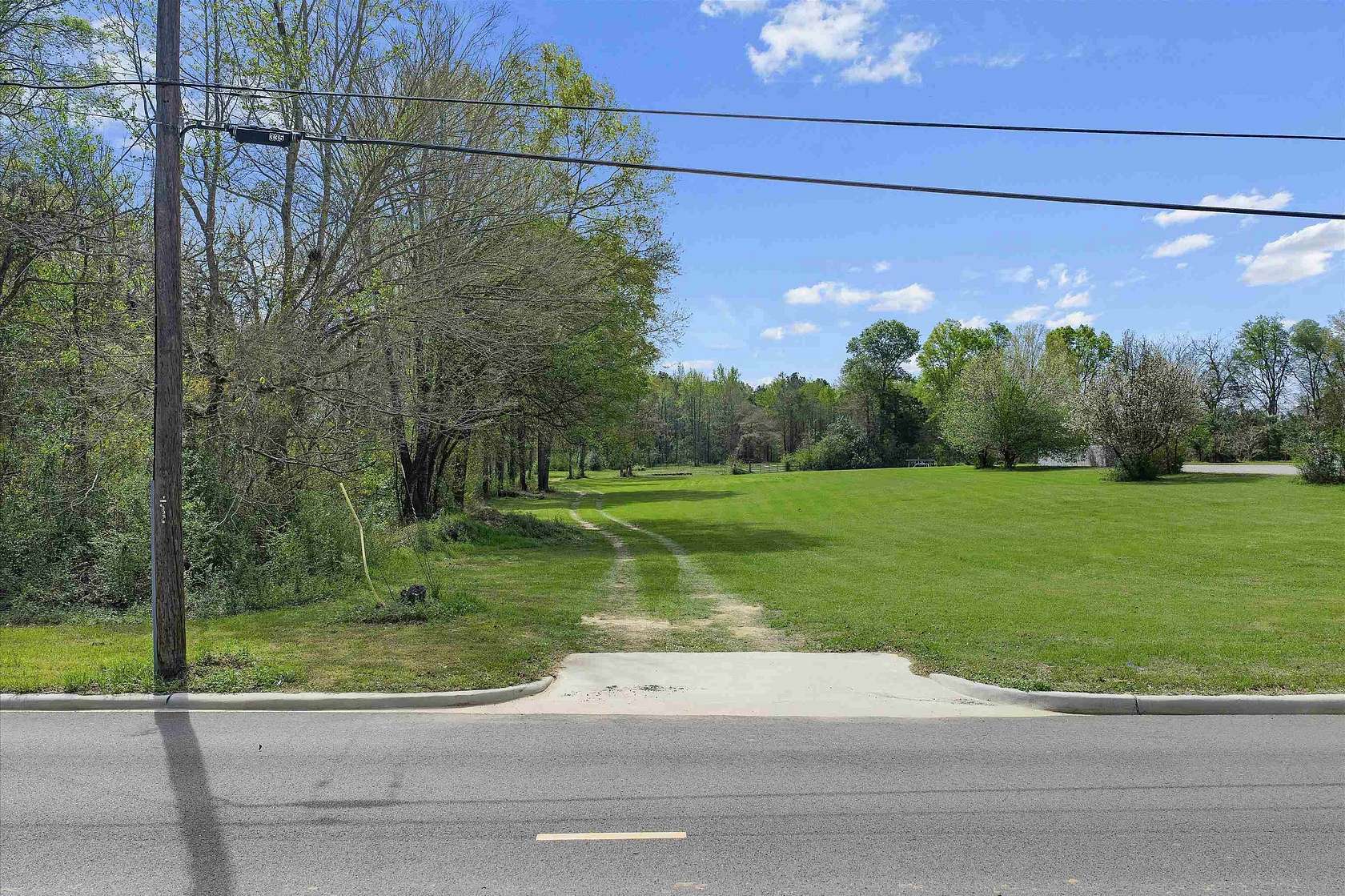 9.38 Acres of Land for Sale in Carthage, Texas