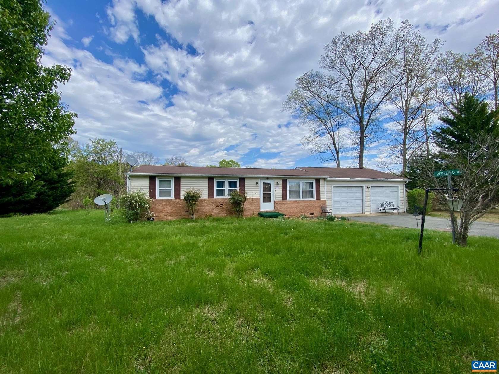 1.5 Acres of Land with Home for Sale in Gordonsville, Virginia