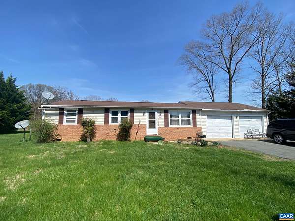 1.5 Acres of Land with Home for Sale in Gordonsville, Virginia